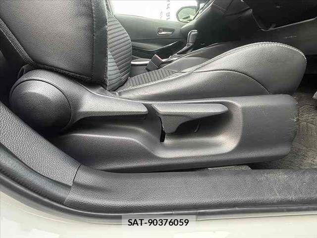 Toyota COROLLA TOURING 2020-08 6010436-29