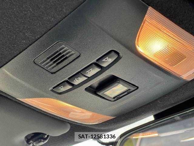 Toyota COROLLA TOURING 2021-05 6611161-16
