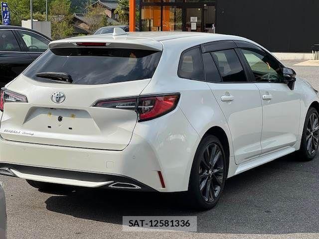 Toyota COROLLA TOURING 2021-05 6611161-1