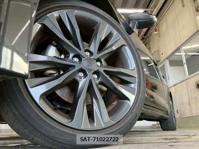 Toyota COROLLA TOURING 2020-06 6903559-11