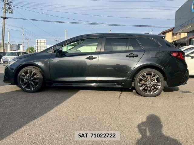 Toyota COROLLA TOURING 2020-06 6903559-13