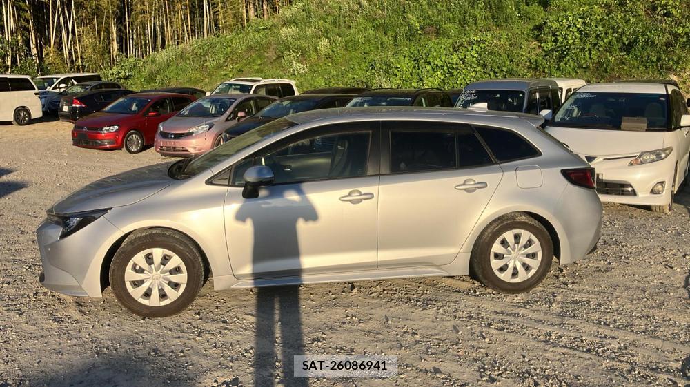Toyota COROLLA TOURING 2021 6493951-1