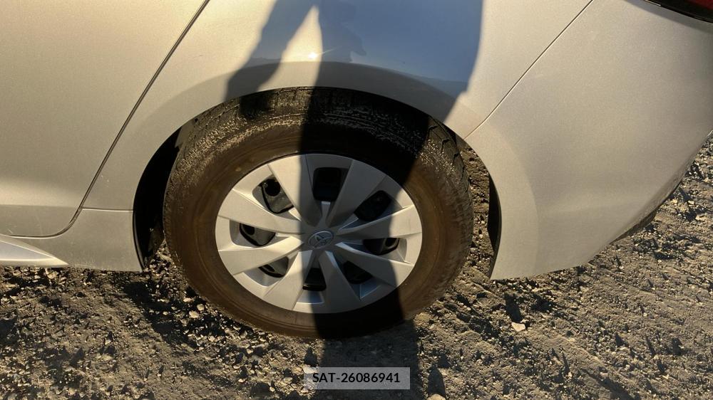 Toyota COROLLA TOURING 2021 6493951-26