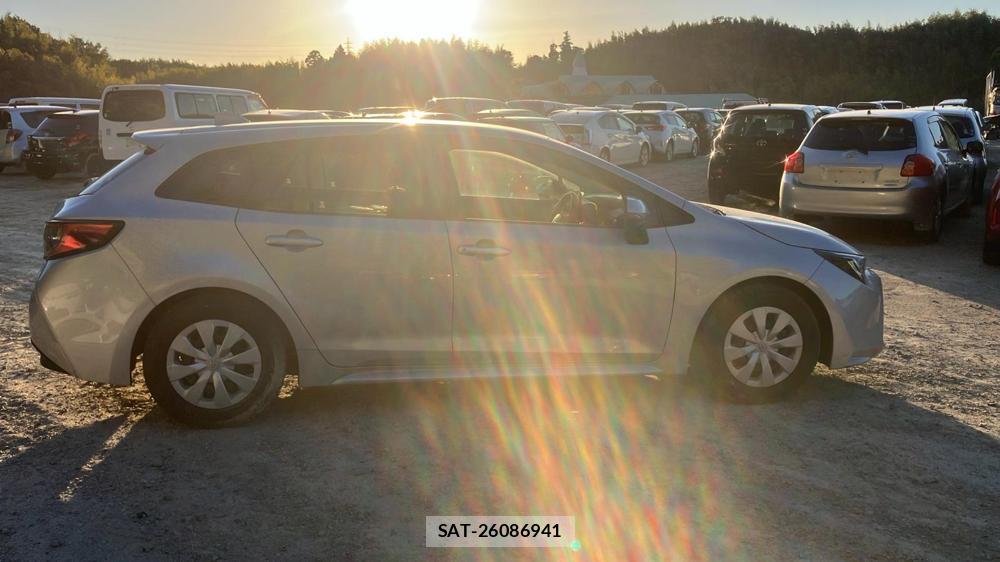 Toyota COROLLA TOURING 2021 6493951-4