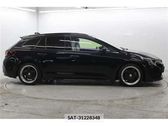 Toyota COROLLA TOURING 2019-11 7216430-3
