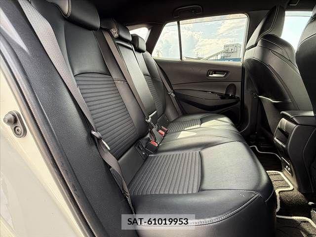 Toyota COROLLA TOURING 2021-04 7216436-17