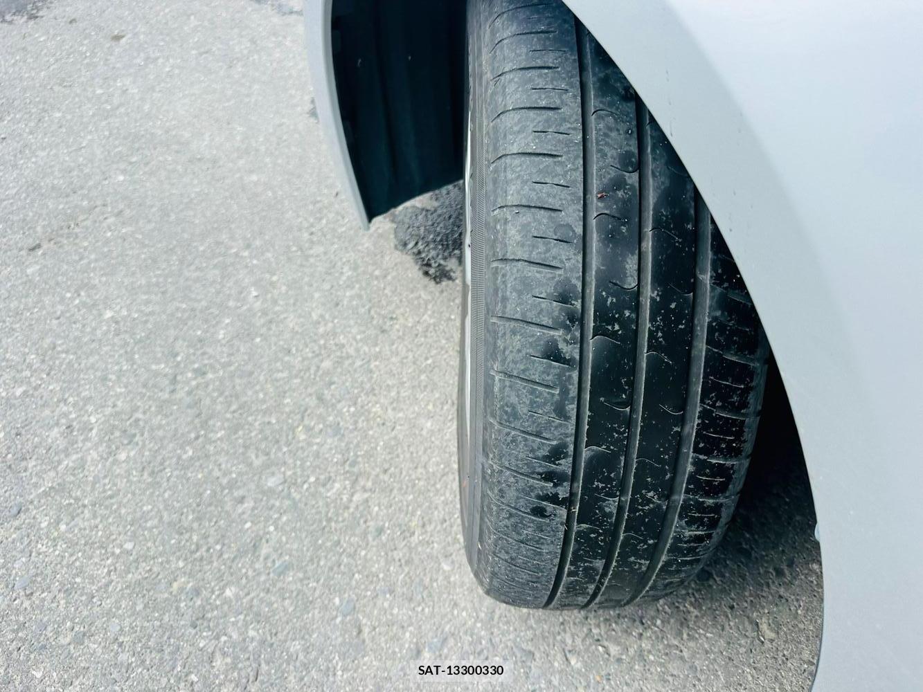 Toyota COROLLA TOURING 2021 7244053-30