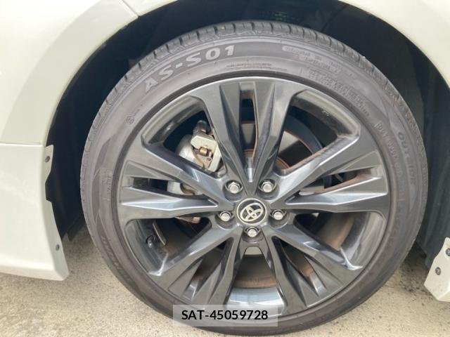 Toyota COROLLA TOURING 2021-01 7500007-10