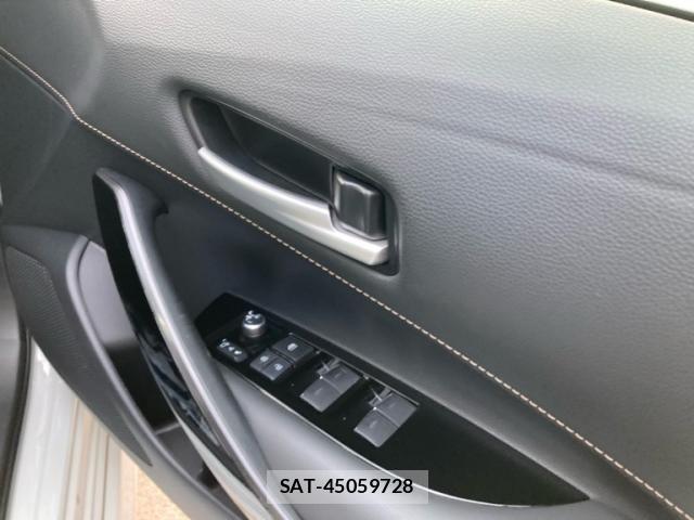 Toyota COROLLA TOURING 2021-01 7500007-15