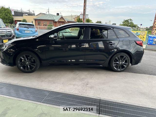 Toyota COROLLA TOURING 2020-11 7561962-6