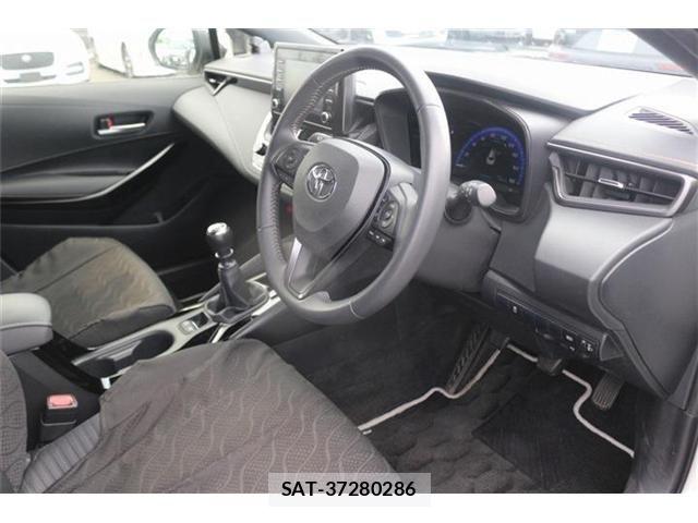 Toyota COROLLA TOURING 2019-11 7615705-23