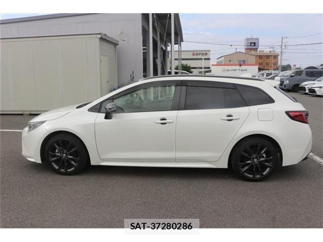 Toyota COROLLA TOURING 2019-11 7615705-4