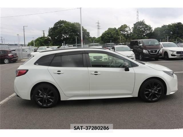 Toyota COROLLA TOURING 2019-11 7615705-8
