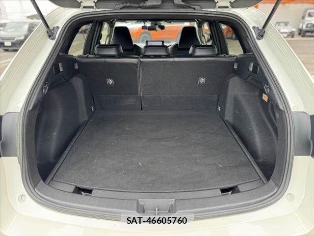 Toyota COROLLA TOURING 2022-02 7615704-19