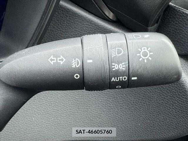 Toyota COROLLA TOURING 2022-02 7615704-23