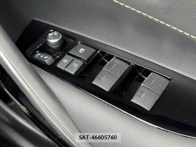 Toyota COROLLA TOURING 2022-02 7615704-25