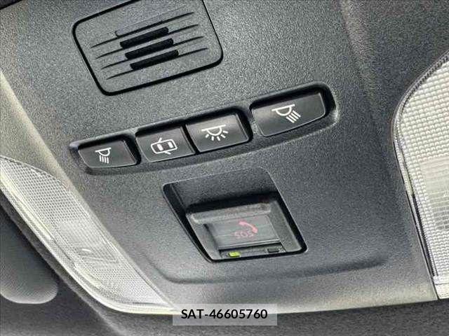 Toyota COROLLA TOURING 2022-02 7615704-28