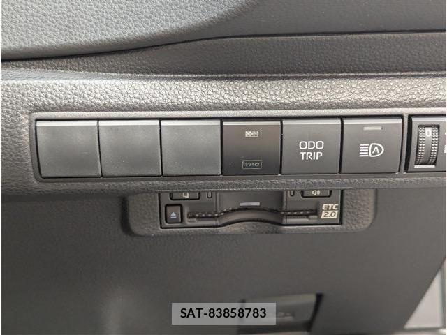 Toyota COROLLA TOURING 2023-10 7615701-14