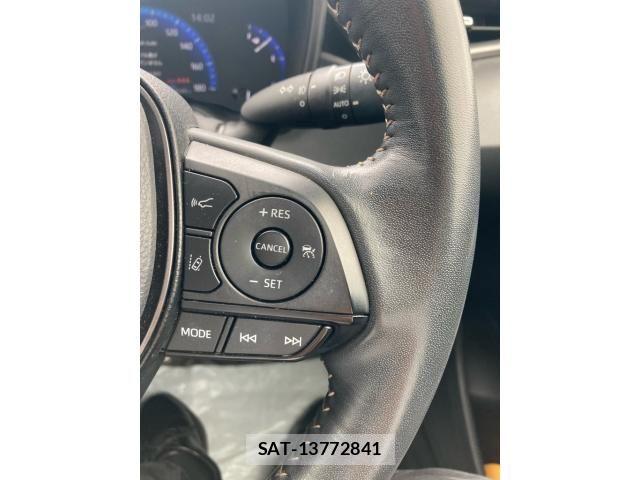 Toyota COROLLA TOURING 2021-06 7615706-11