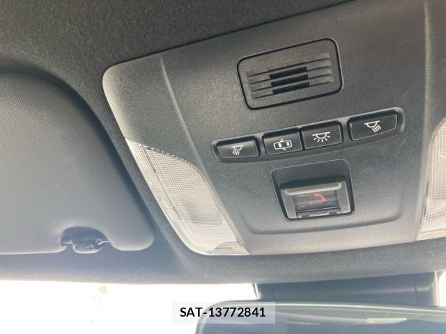 Toyota COROLLA TOURING 2021-06 7615706-19