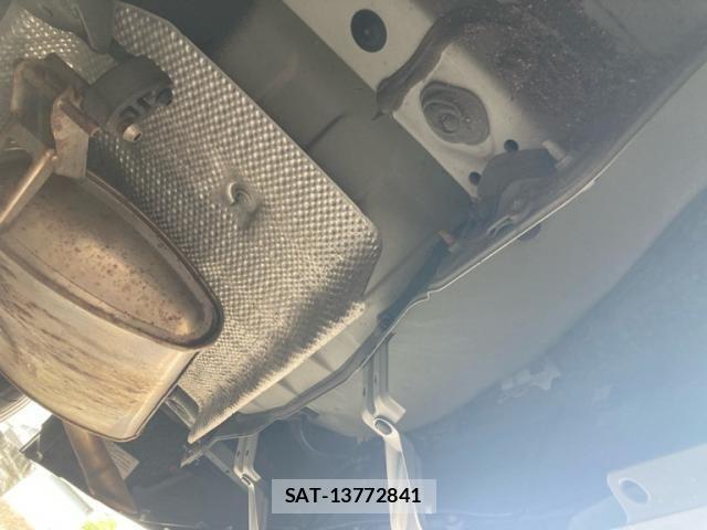 Toyota COROLLA TOURING 2021-06 7615706-8