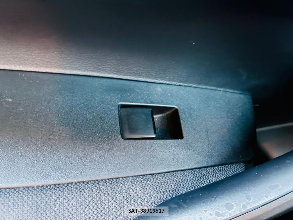 Toyota COROLLA TOURING 2023-05 7497290-22