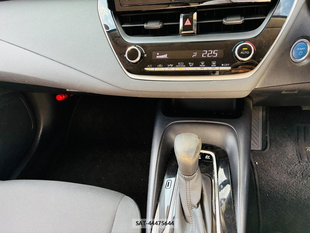 Toyota COROLLA TOURING 2021-05 7892154-18