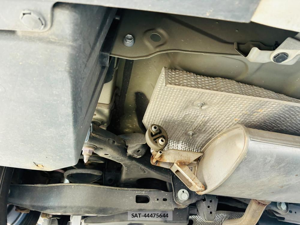 Toyota COROLLA TOURING 2021-05 7892154-34
