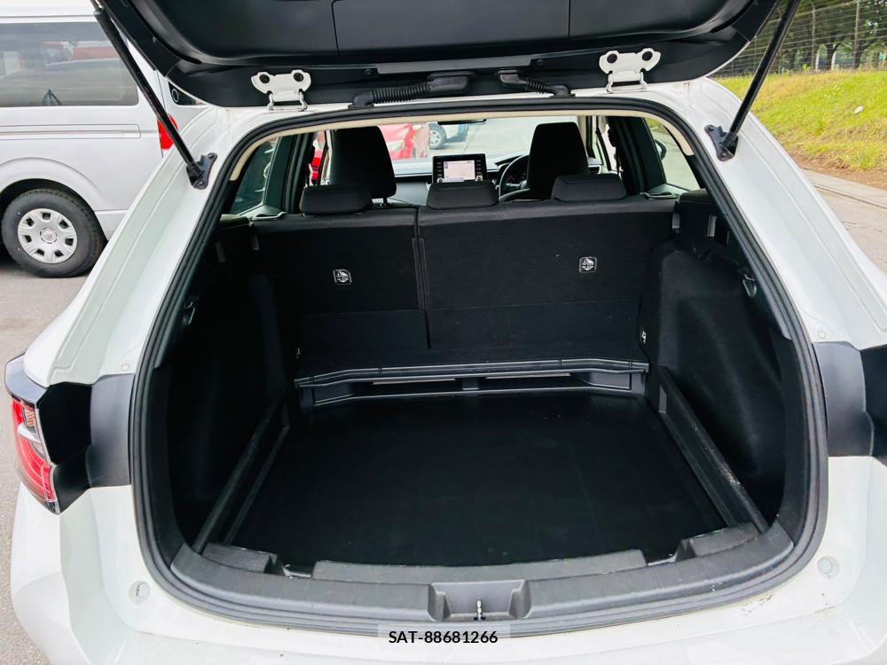 Toyota COROLLA TOURING 2021-06 7892161-25