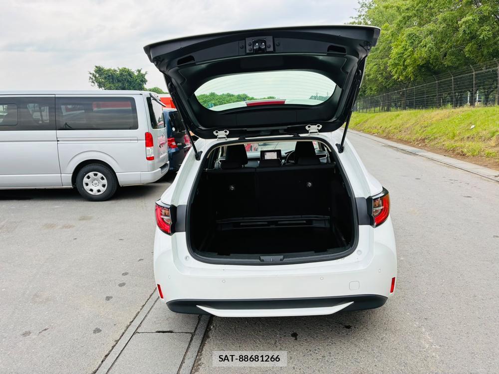 Toyota COROLLA TOURING 2021-06 7892161-26