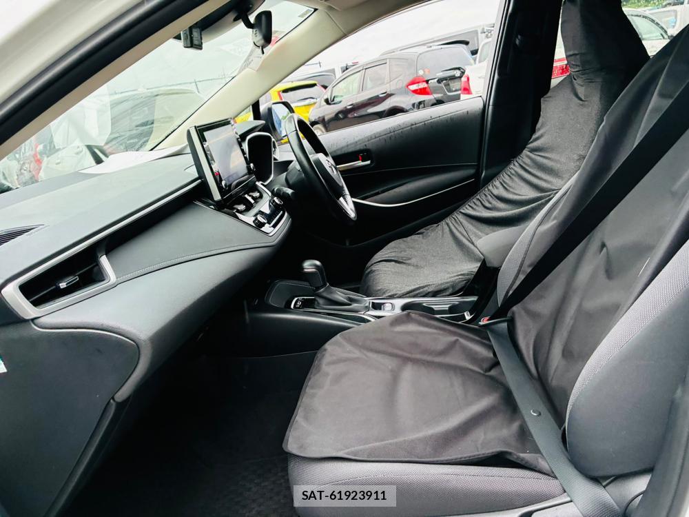 Toyota COROLLA TOURING 2021-06 7892159-10