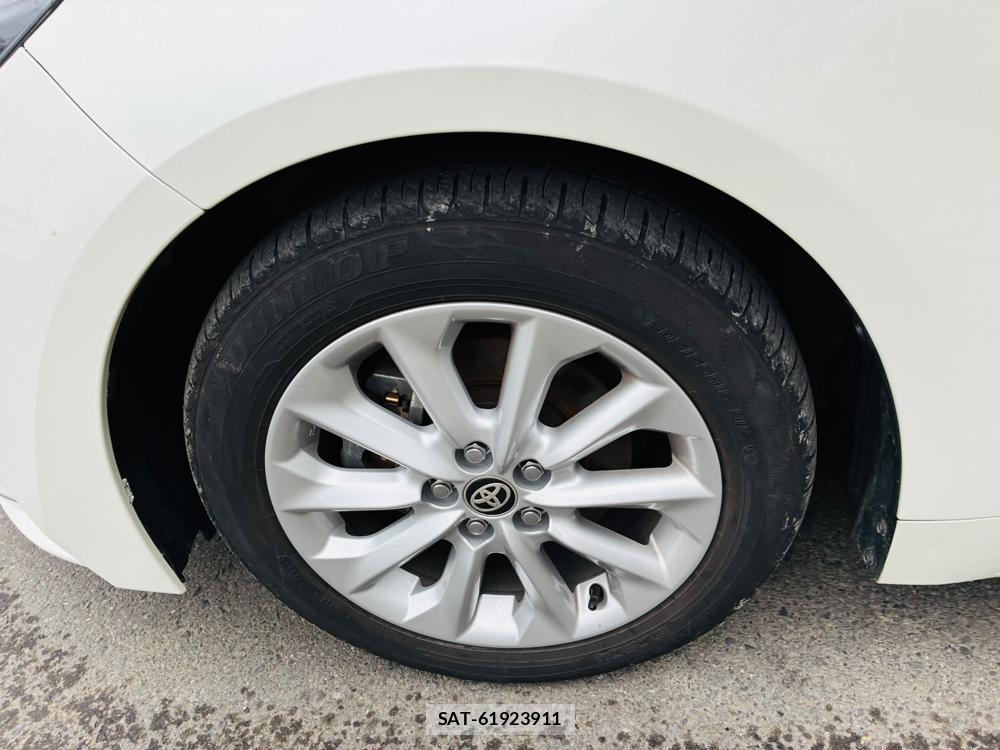 Toyota COROLLA TOURING 2021-06 7892159-28