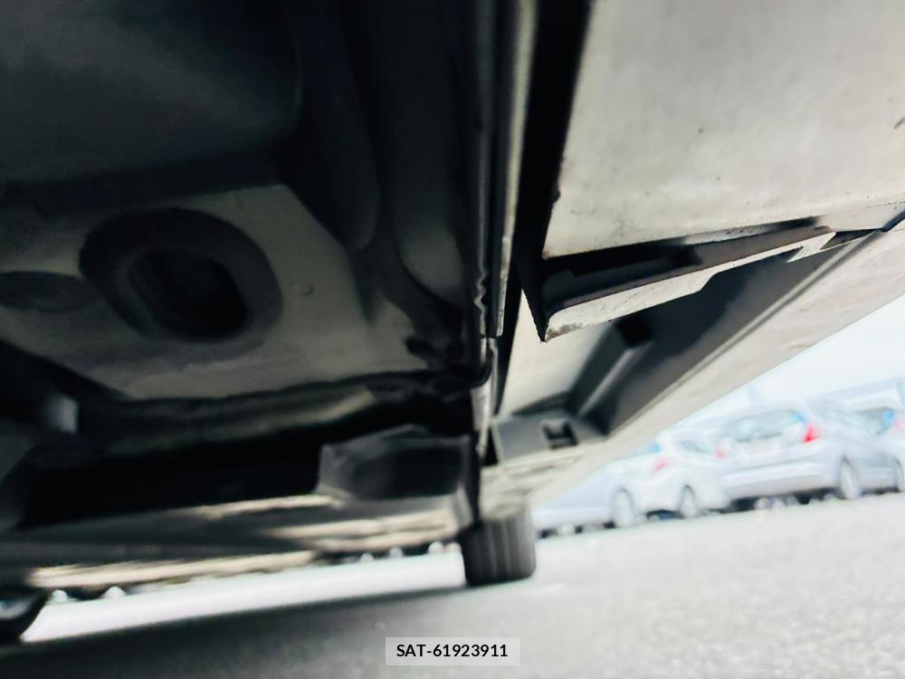 Toyota COROLLA TOURING 2021-06 7892159-36