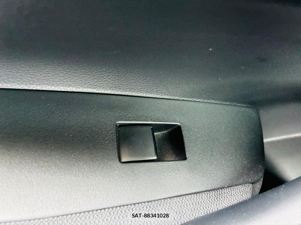 Toyota COROLLA TOURING 2021-06 7892155-23