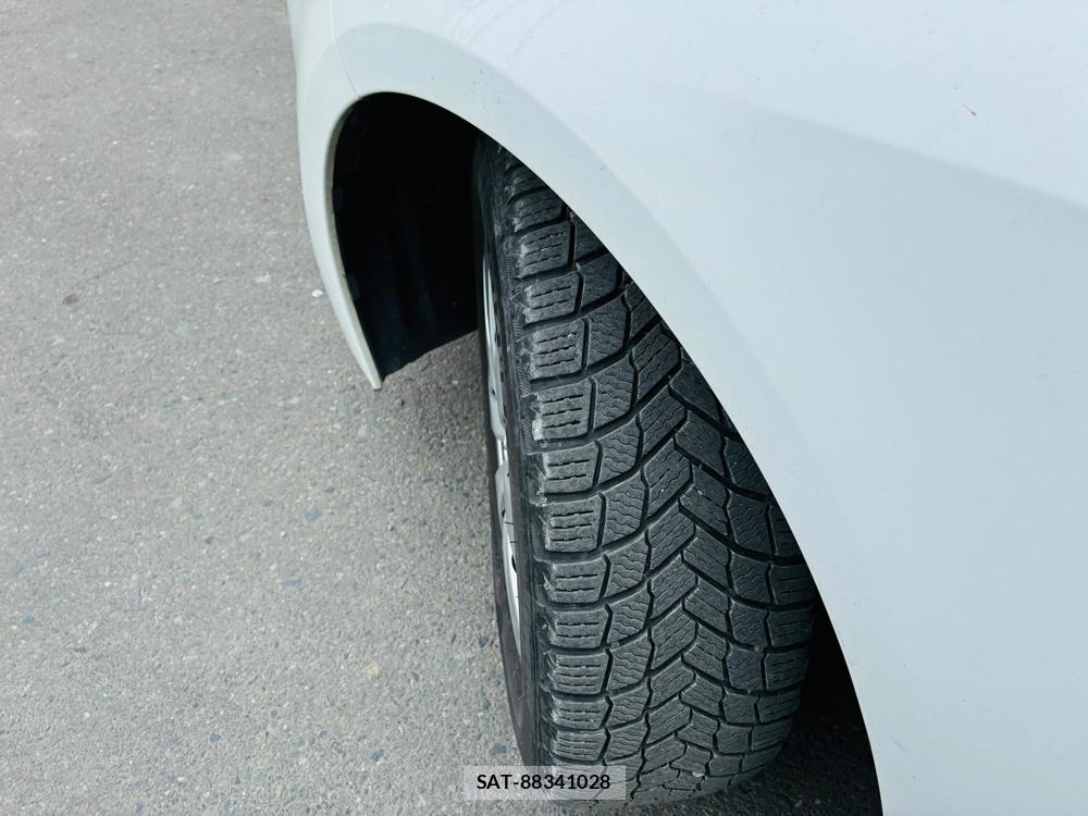 Toyota COROLLA TOURING 2021-06 7892155-32