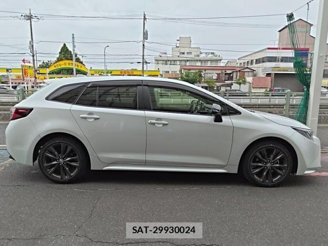 Toyota COROLLA TOURING 2022-10 8098591-10