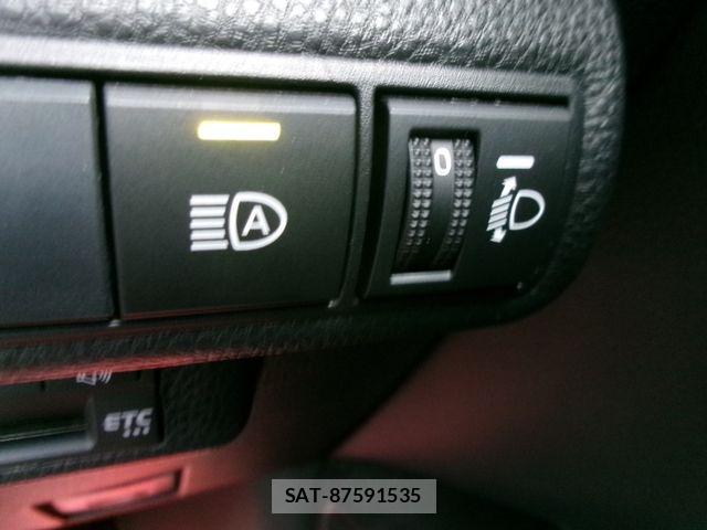 Toyota COROLLA TOURING 2019-11 8098593-23