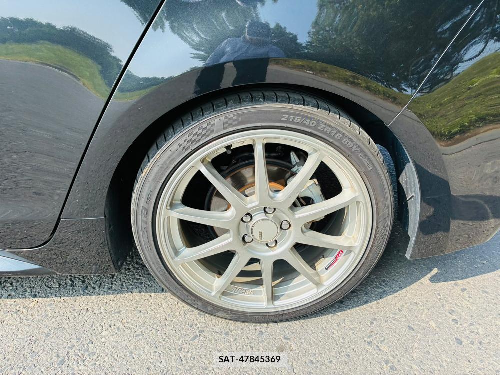 Toyota COROLLA TOURING 2020-11 7960469-28