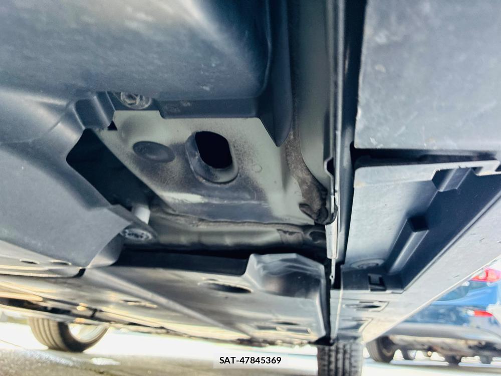 Toyota COROLLA TOURING 2020-11 7960469-35
