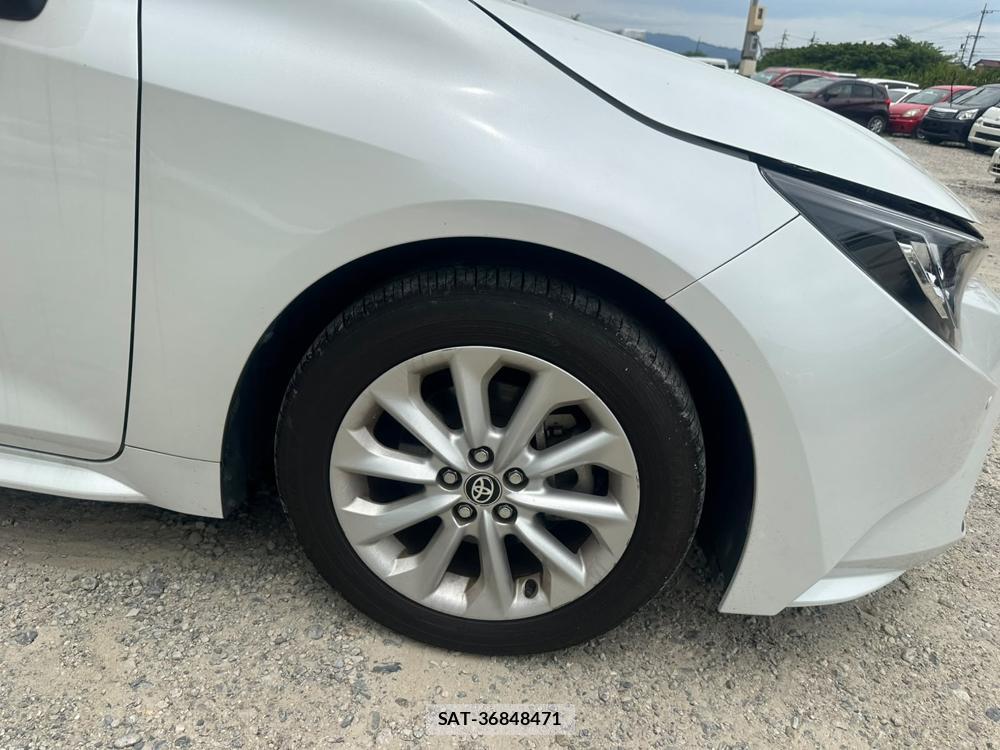 Toyota COROLLA TOURING 2022-07 7610981-28