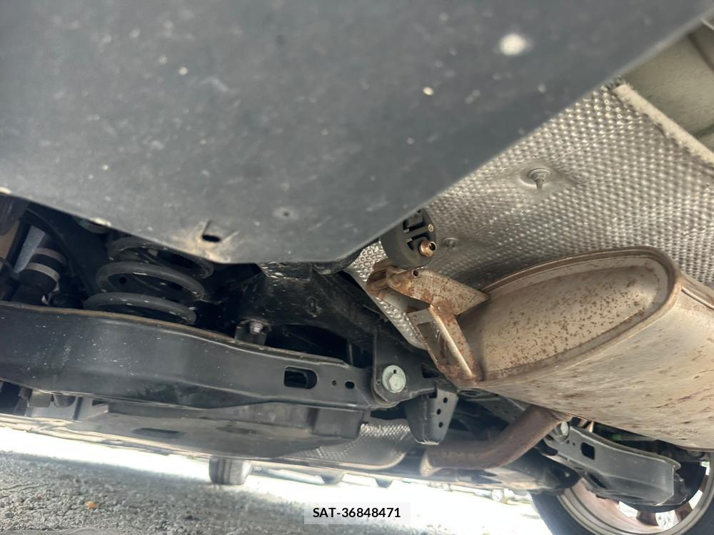 Toyota COROLLA TOURING 2022-07 7610981-35