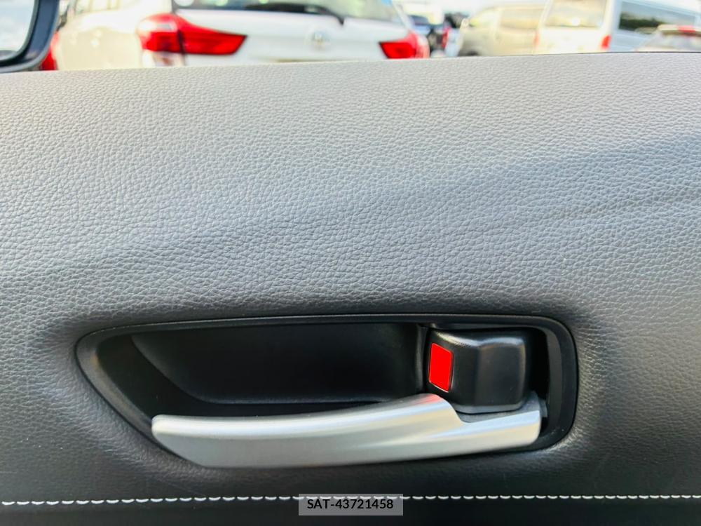 Toyota COROLLA TOURING 2021-06 8120451-19