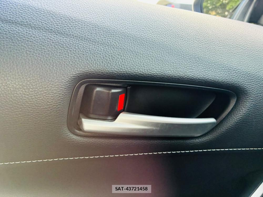Toyota COROLLA TOURING 2021-06 8120451-21