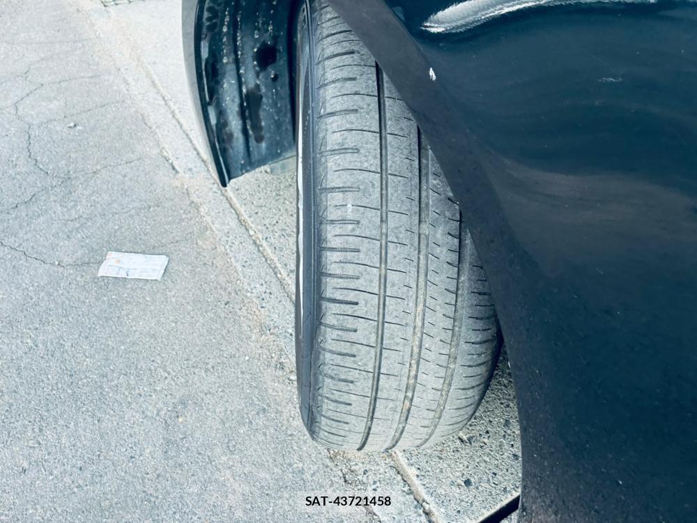 Toyota COROLLA TOURING 2021-06 8120451-30