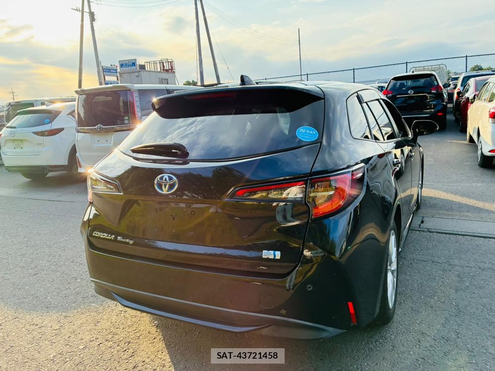 Toyota COROLLA TOURING 2021-06 8120451-4