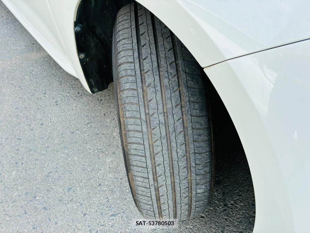 Toyota COROLLA TOURING 2020-06 8083211-30