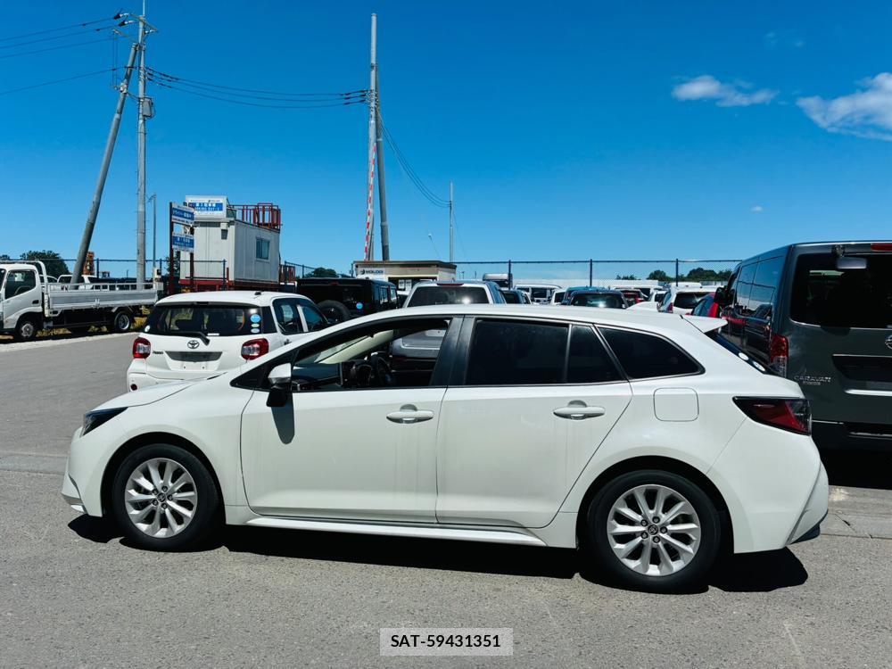 Toyota COROLLA TOURING 2022-03 8160950-1