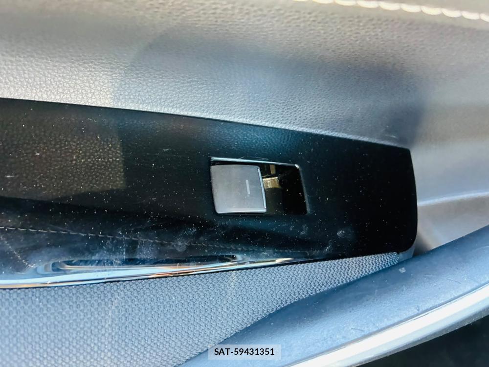 Toyota COROLLA TOURING 2022-03 8160950-22