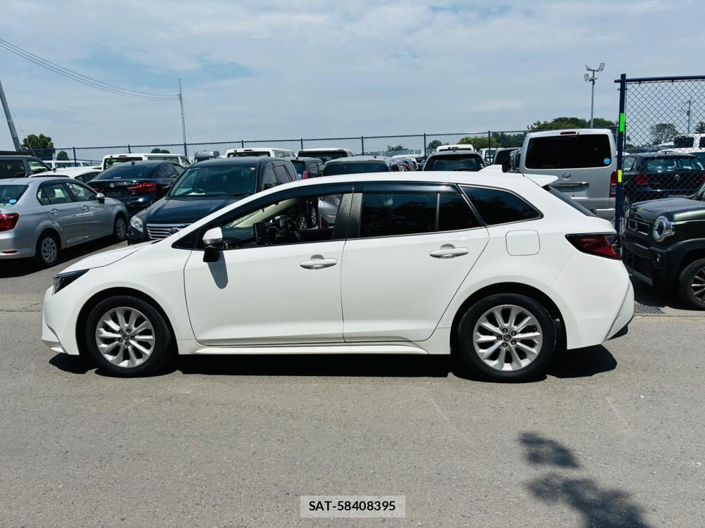 Toyota COROLLA TOURING 2021-06 8144183-1