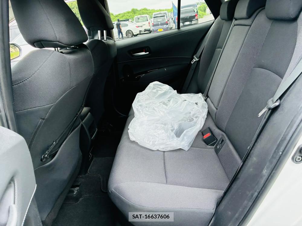 Toyota COROLLA TOURING 2021-07 8226617-9